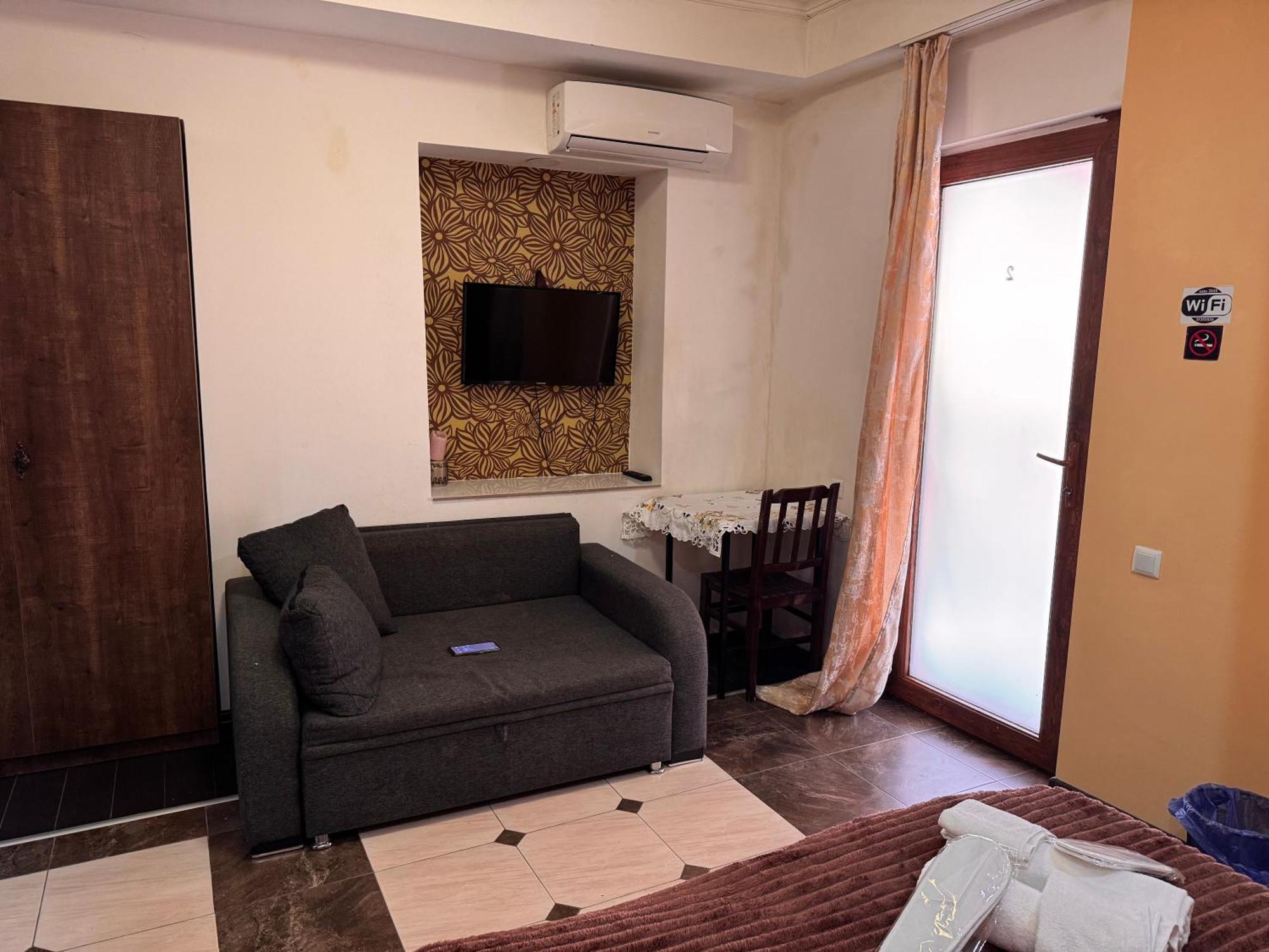 Two Lions Hotel Tbilisi Zewnętrze zdjęcie